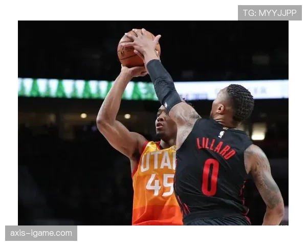 米切尔挡拆突破解位 更胜上季持续高效